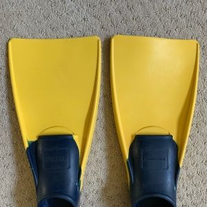 U.S. Divers Rubber Floating Snorkeling Fins